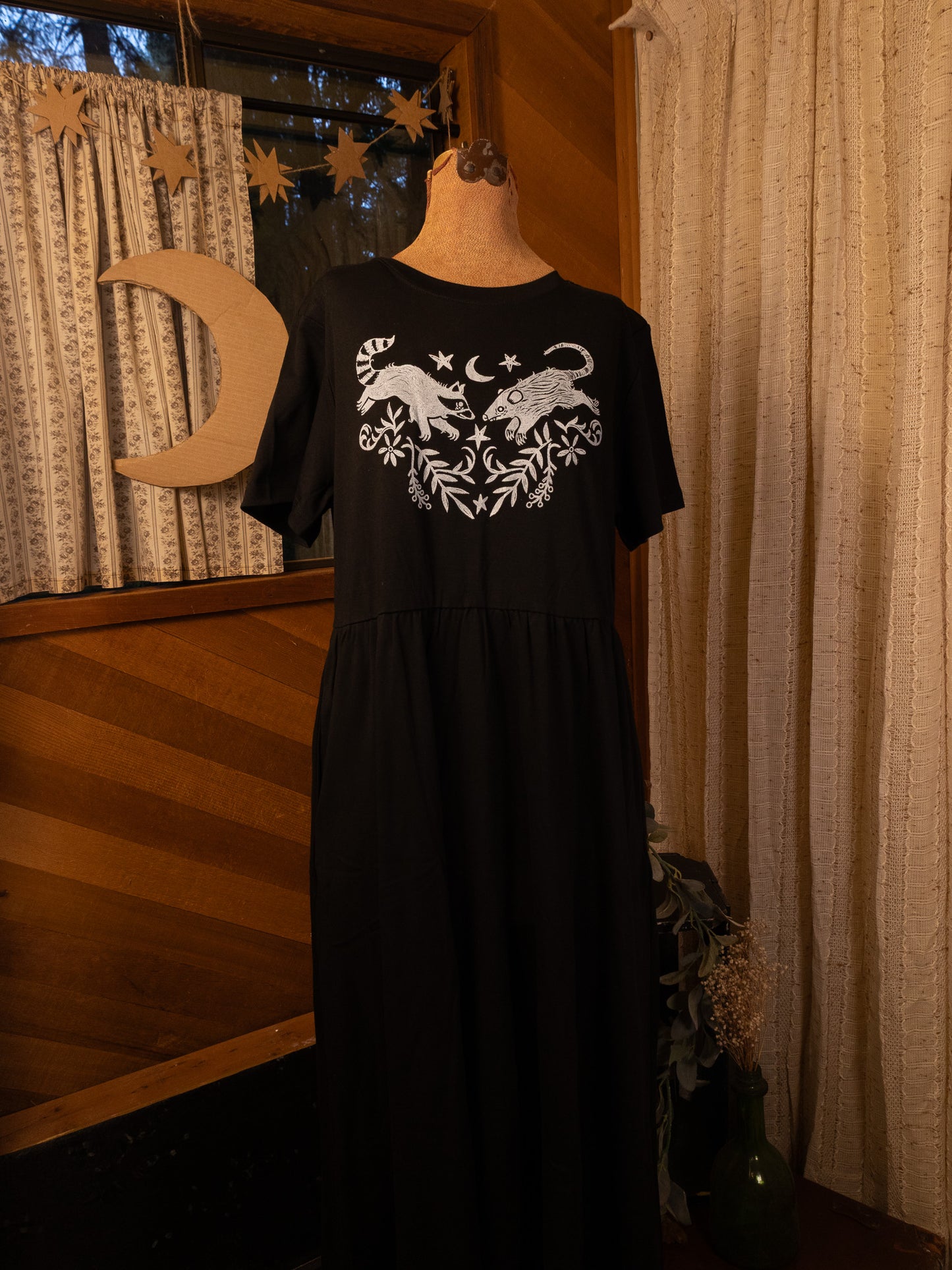 Raccoon & Opossum JJV Dress in Pitch Black