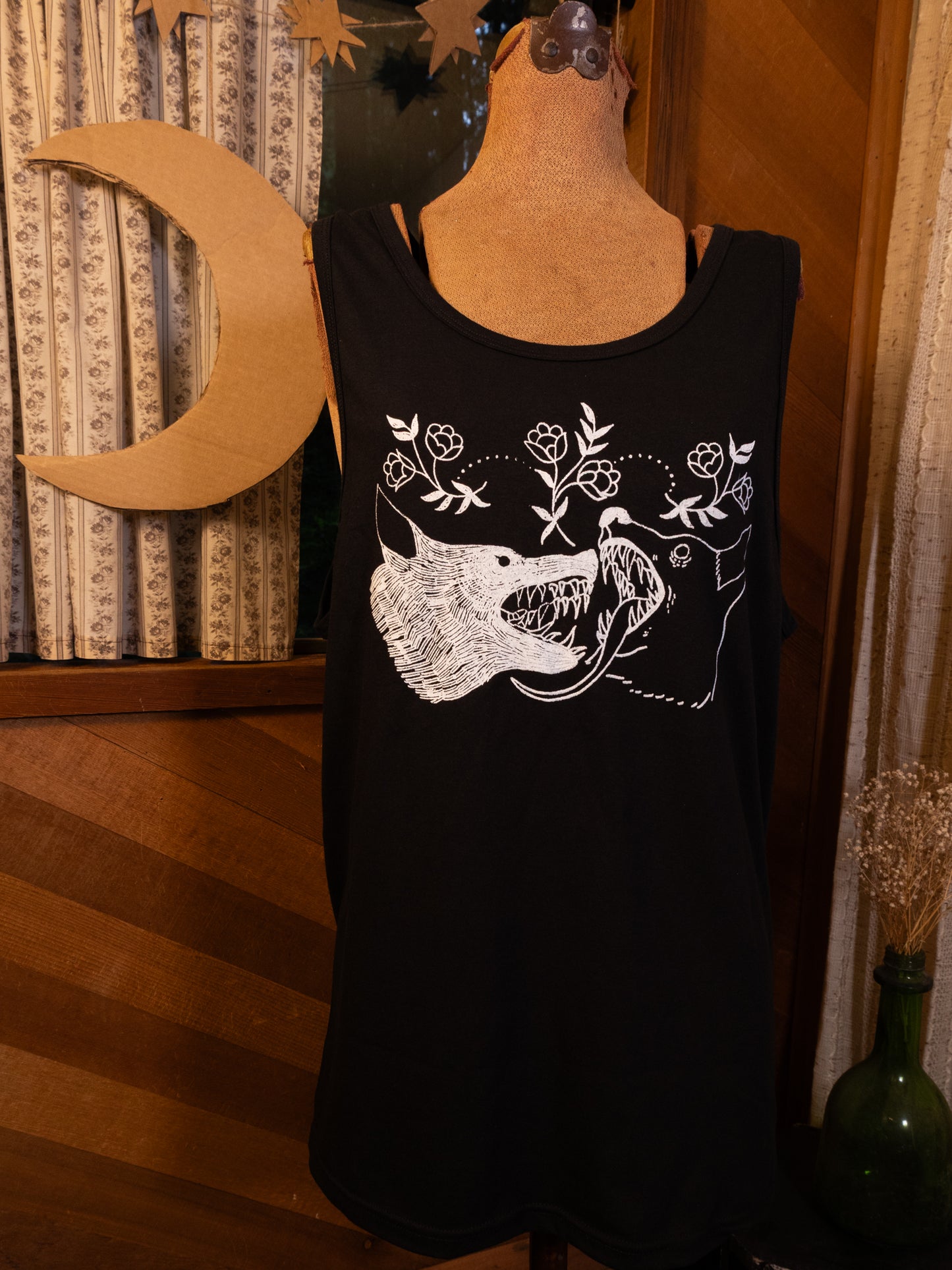 Wolves Tank Top in Pitch Black
