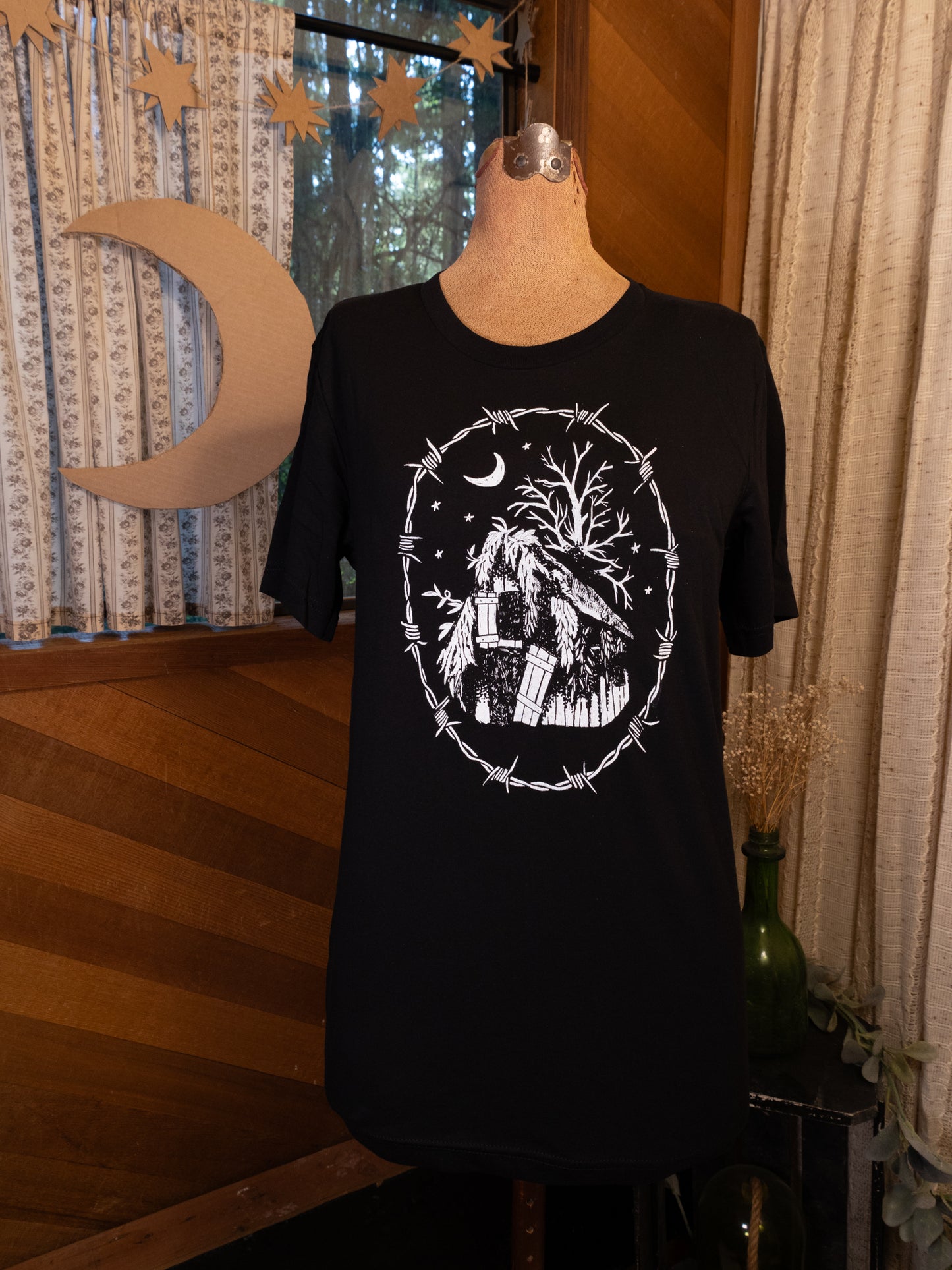 Rotten Shack T-Shirt in Pitch Black