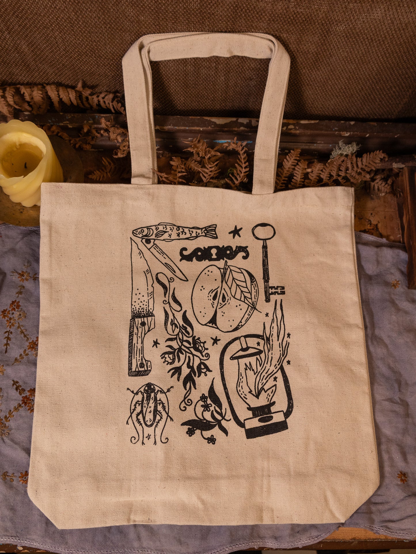 Trinkets Canvas Tote in Natural