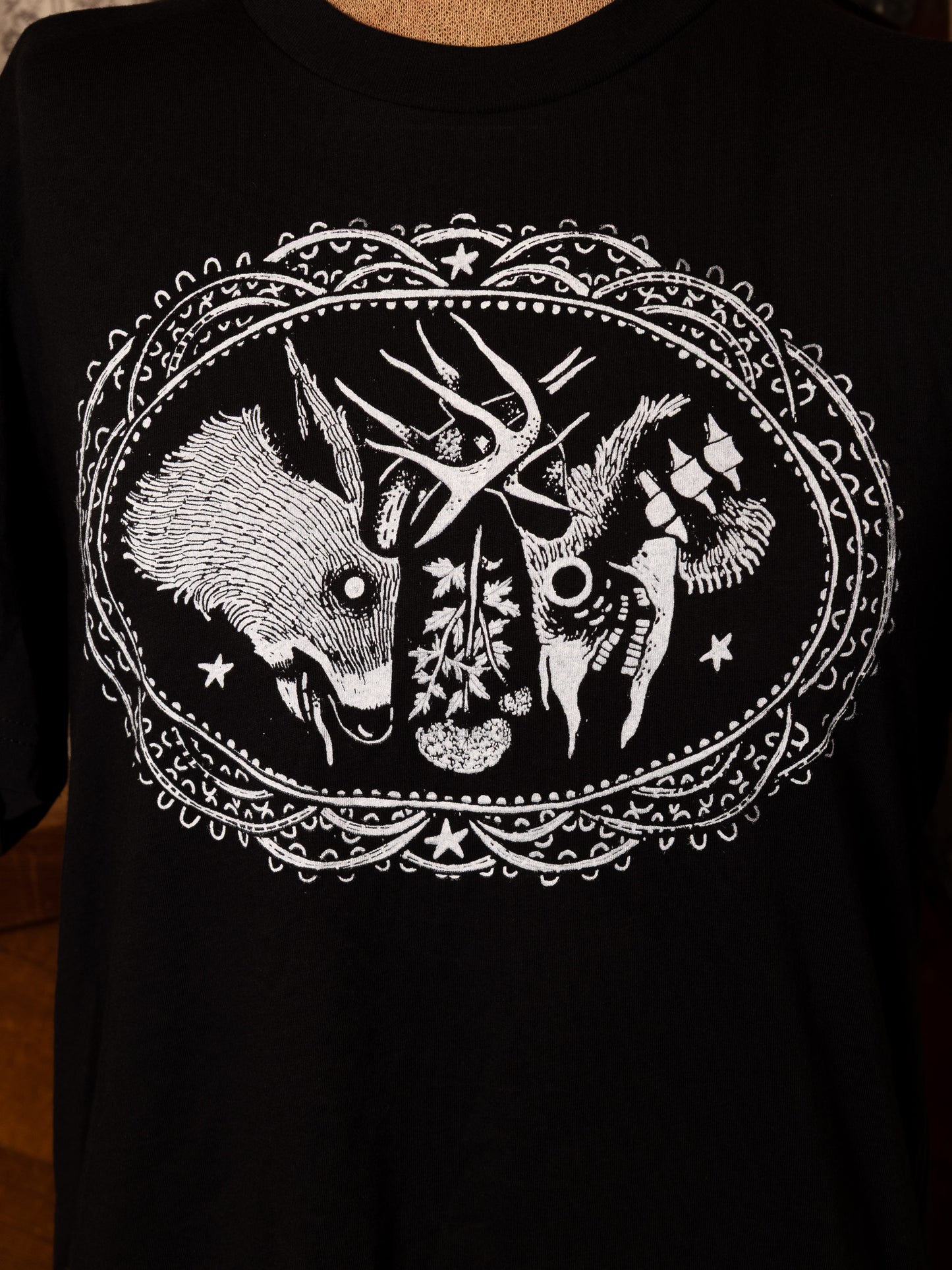Tangled Bucks T-Shirt in Pitch Black