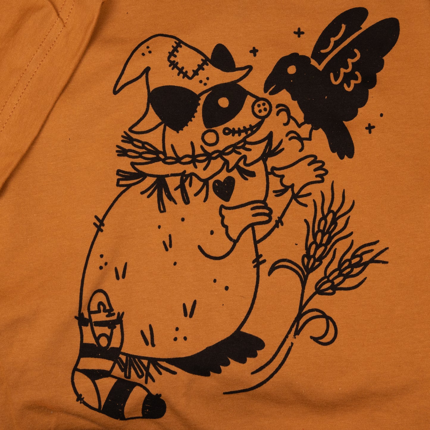 Scarecrow Racoon in Toast Brown T-Shirt