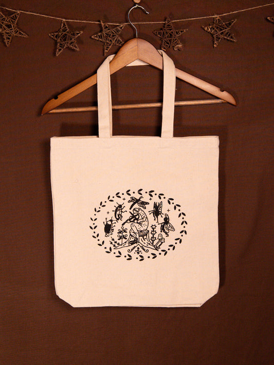Fiddlin' Frog Canvas Tote in Natural
