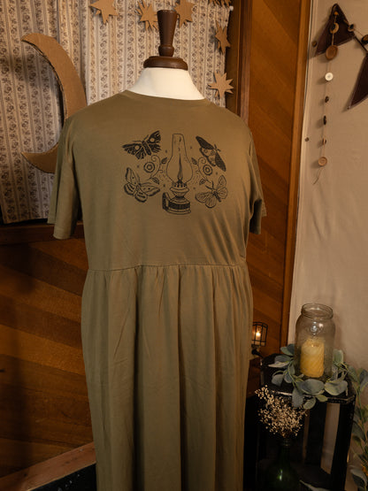 Lantern Moth JJV Dress in Moss Green