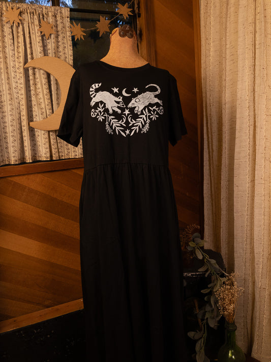 Raccoon & Opossum JJV Dress in Pitch Black