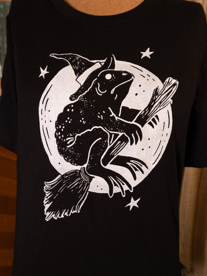 Frog Witch T-Shirt in Pitch Black