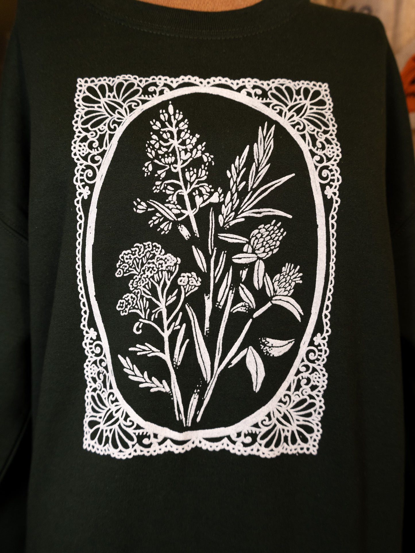 Wild Flowers Crewneck in Dark Green