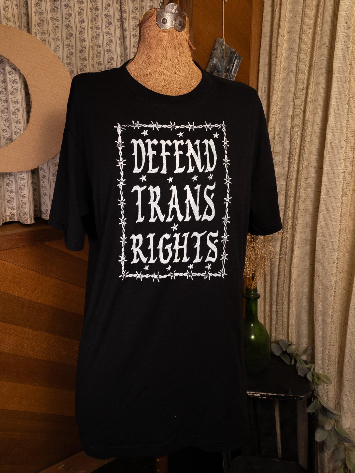 Defend T-Shirt in Pitch Black