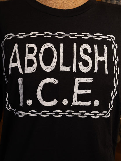 Icy T-Shirt in Pitch Black