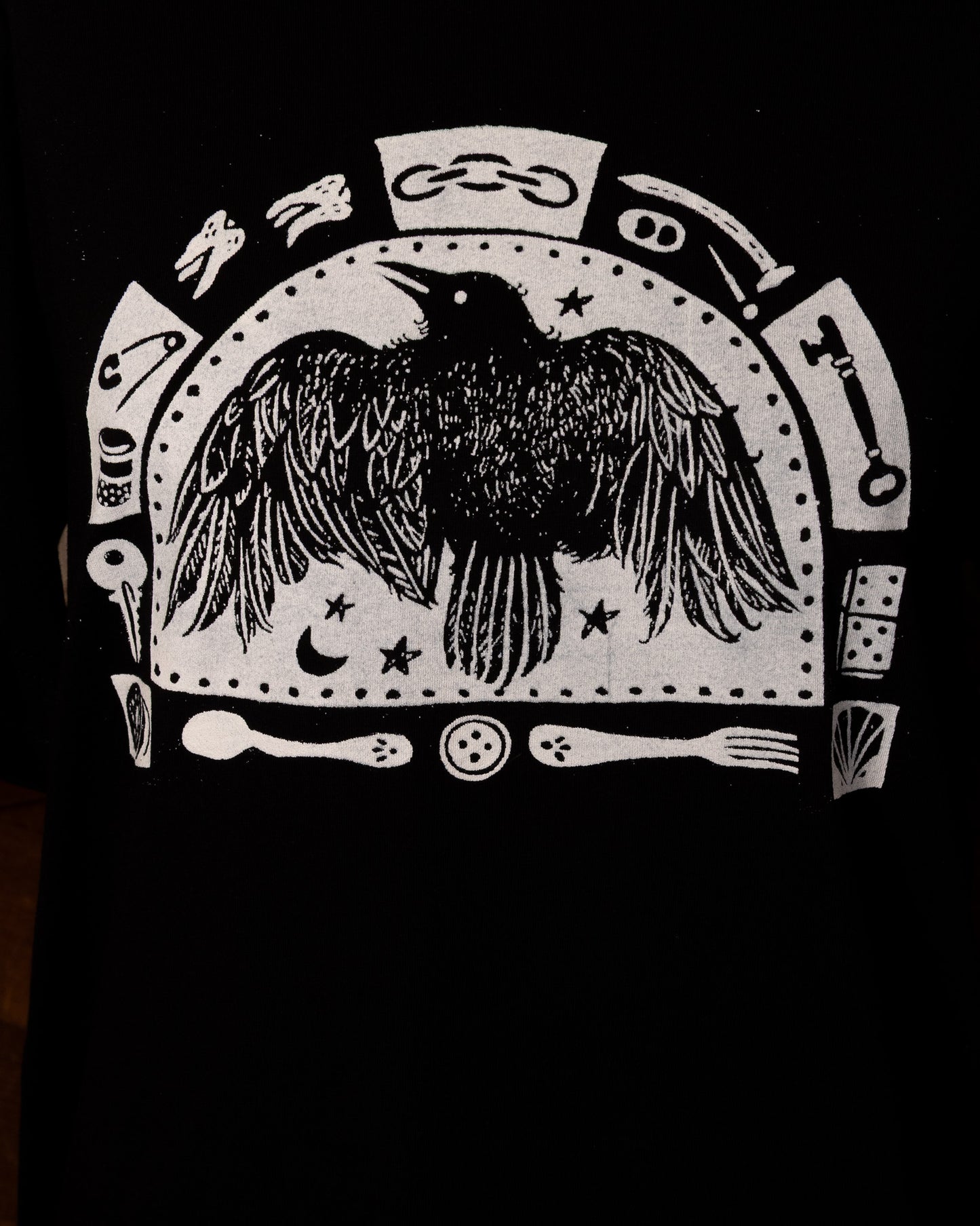 Trinket Crow T-Shirt in Pitch Black