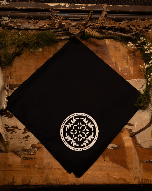 Plant Circle Bandana in Pitch Black