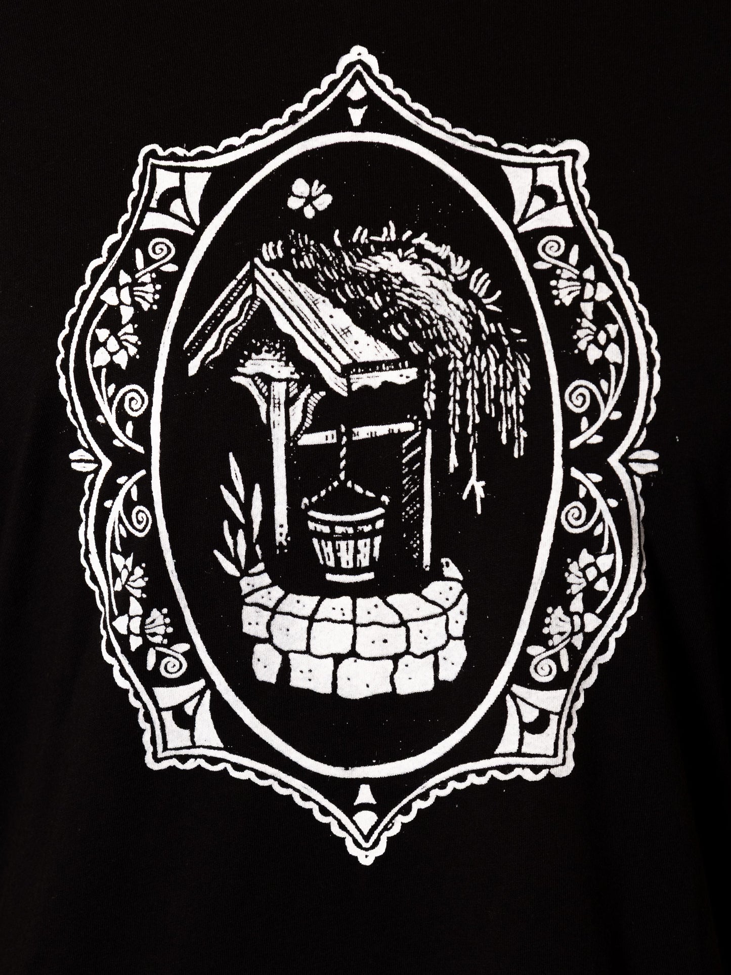 Wishing Well T-Shirt in Pitch Black