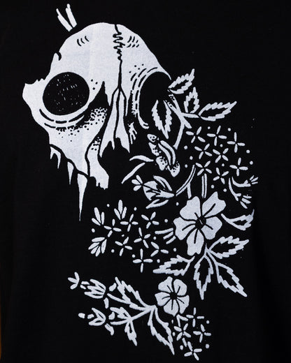 Skull T-Shirt in Pitch Black