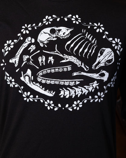 Bone Box T-Shirt in Pitch Black