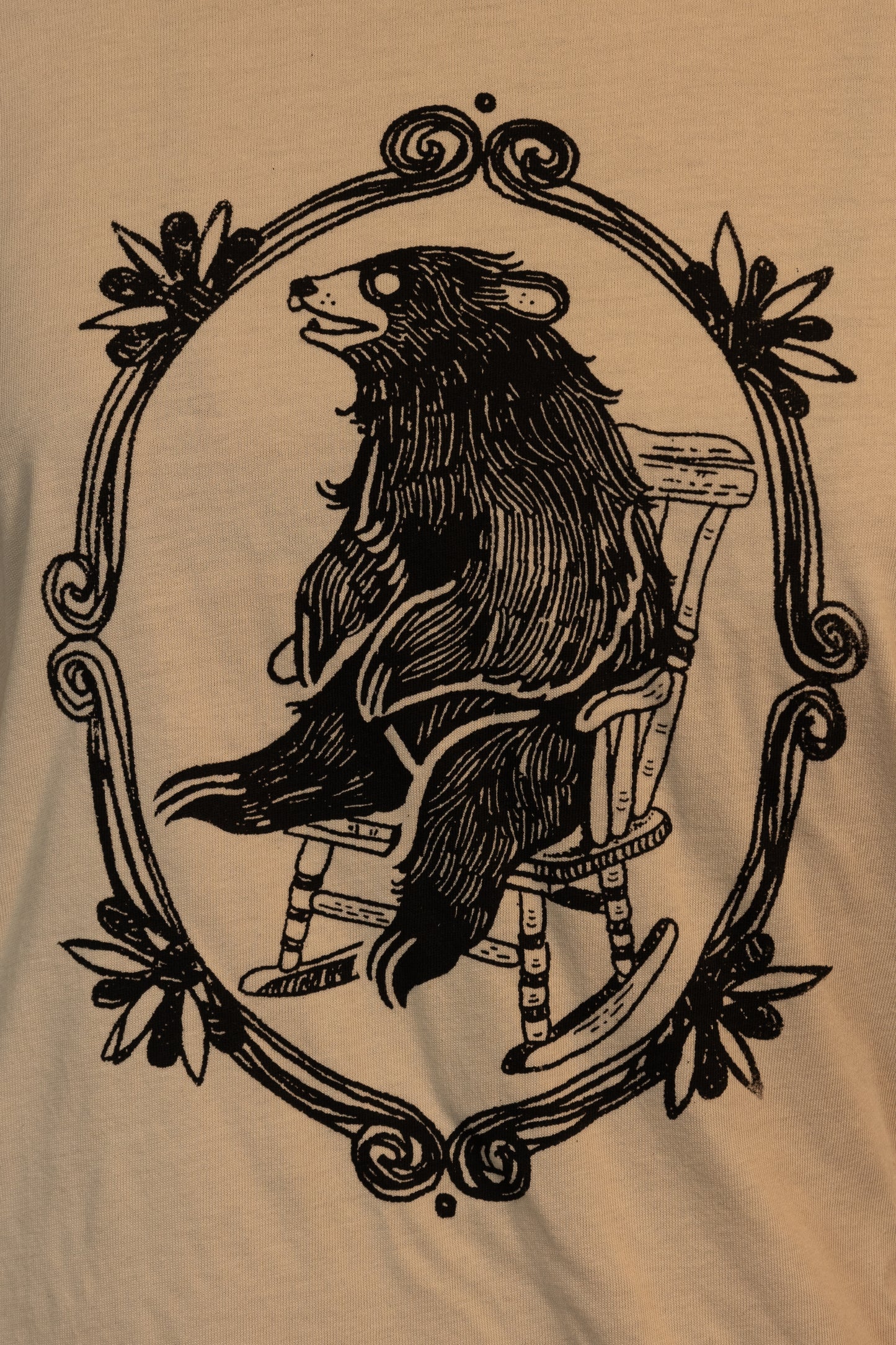 Rocking Chair Bear T-Shirt in Oatmilk Creme