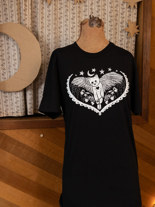 Winged Cat T-Shirt in Pitch Black